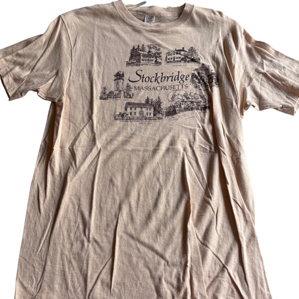 Vintage Hanes Stockbridge Massachusetts T-Shirt Graphic Tee‎ Men's Small